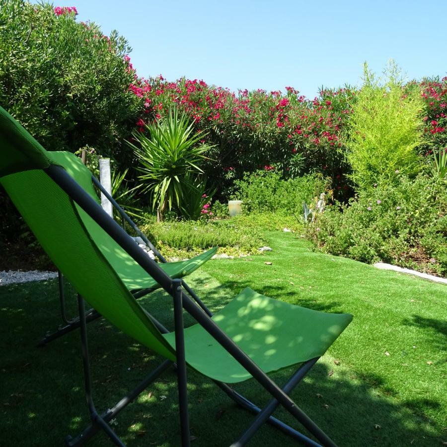 2 Pieces Independant Avec Son Jardinet Prive Otel Borgo  Dış mekan fotoğraf